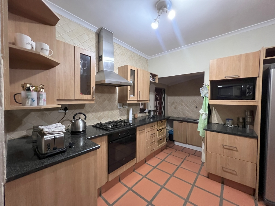 6 Bedroom Property for Sale in Horison Park Gauteng
