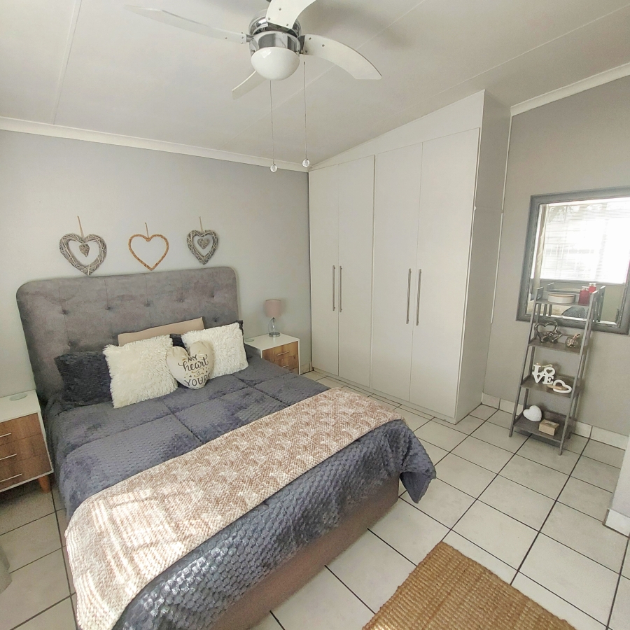 2 Bedroom Property for Sale in Elspark Gauteng