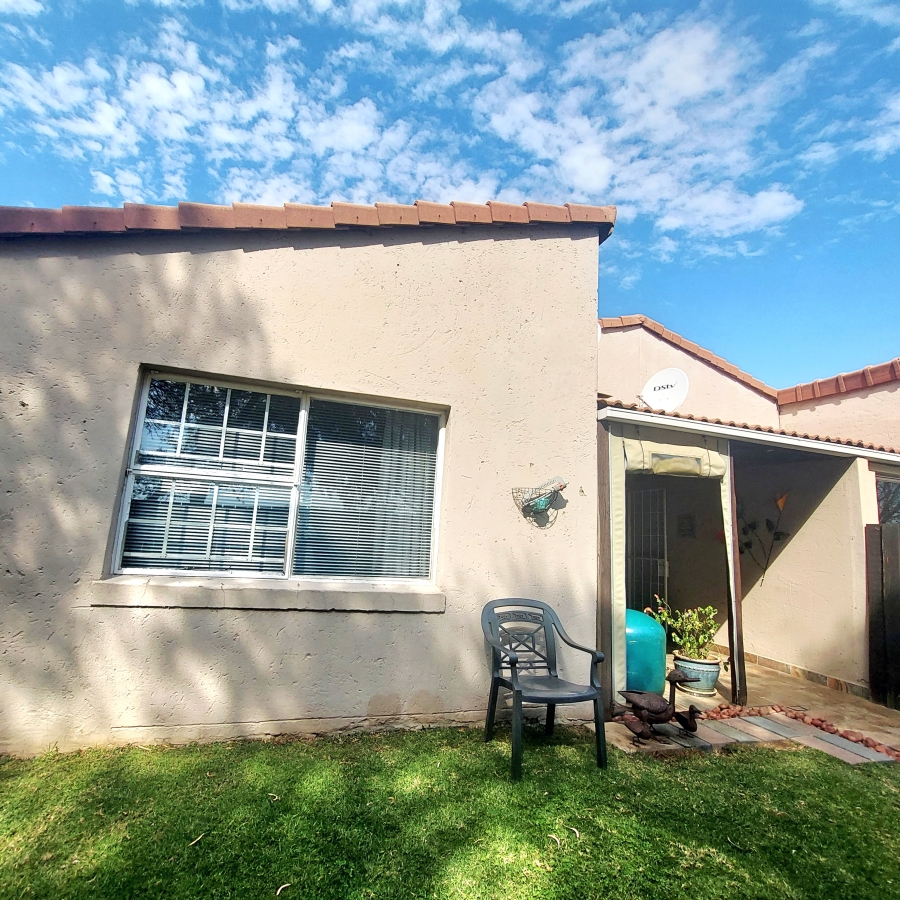 2 Bedroom Property for Sale in Elspark Gauteng