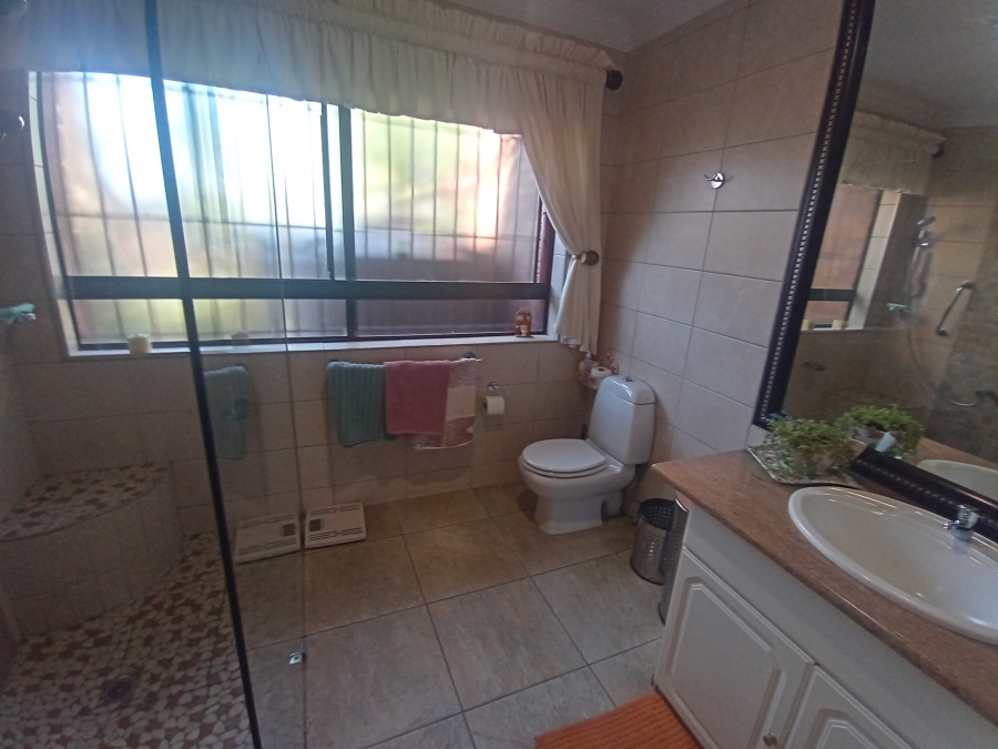 3 Bedroom Property for Sale in Bassonia Gauteng