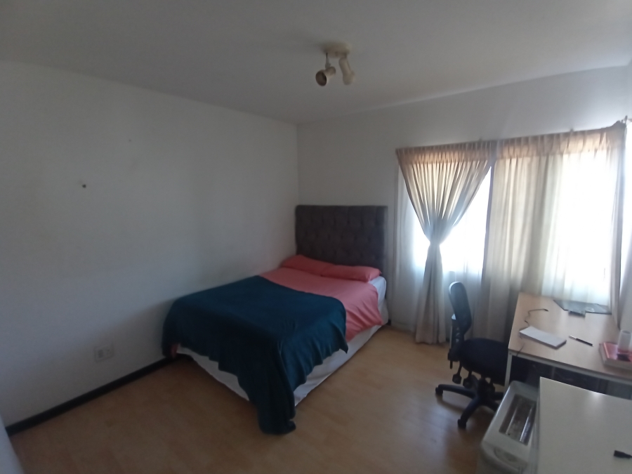 2 Bedroom Property for Sale in Ridgeway Gauteng