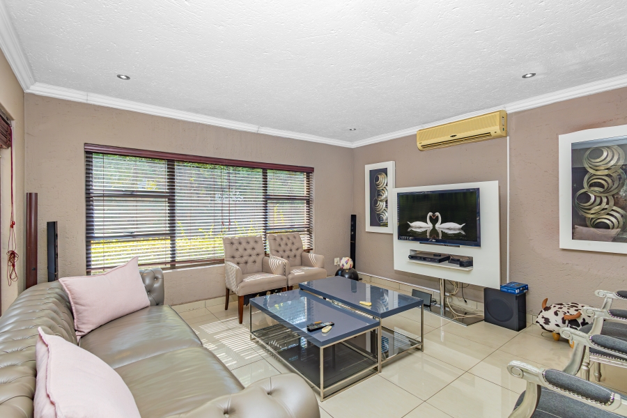 To Let 4 Bedroom Property for Rent in Kyalami Estates Gauteng