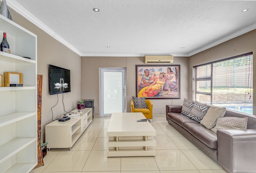 To Let 4 Bedroom Property for Rent in Kyalami Estates Gauteng