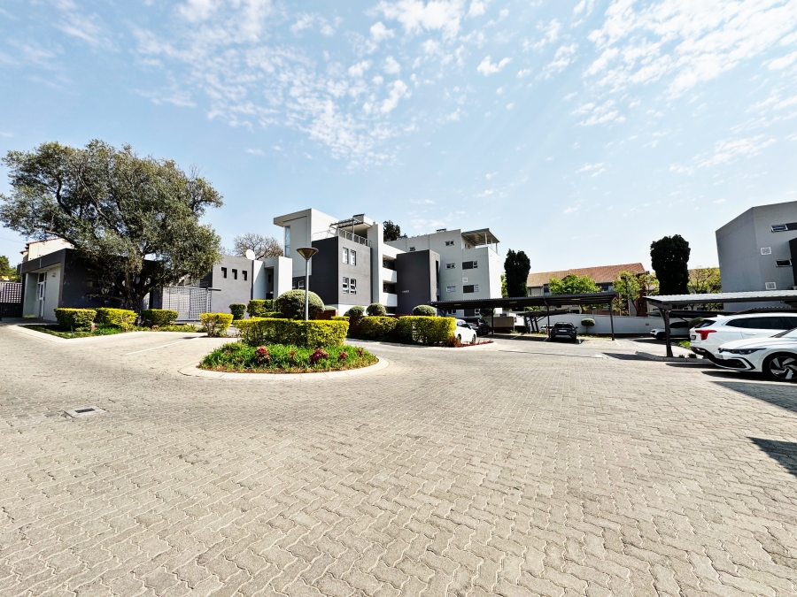 1 Bedroom Property for Sale in Morningside Gauteng
