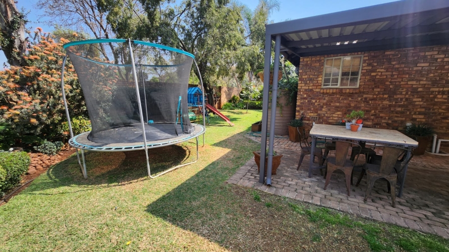 4 Bedroom Property for Sale in Clubview Gauteng