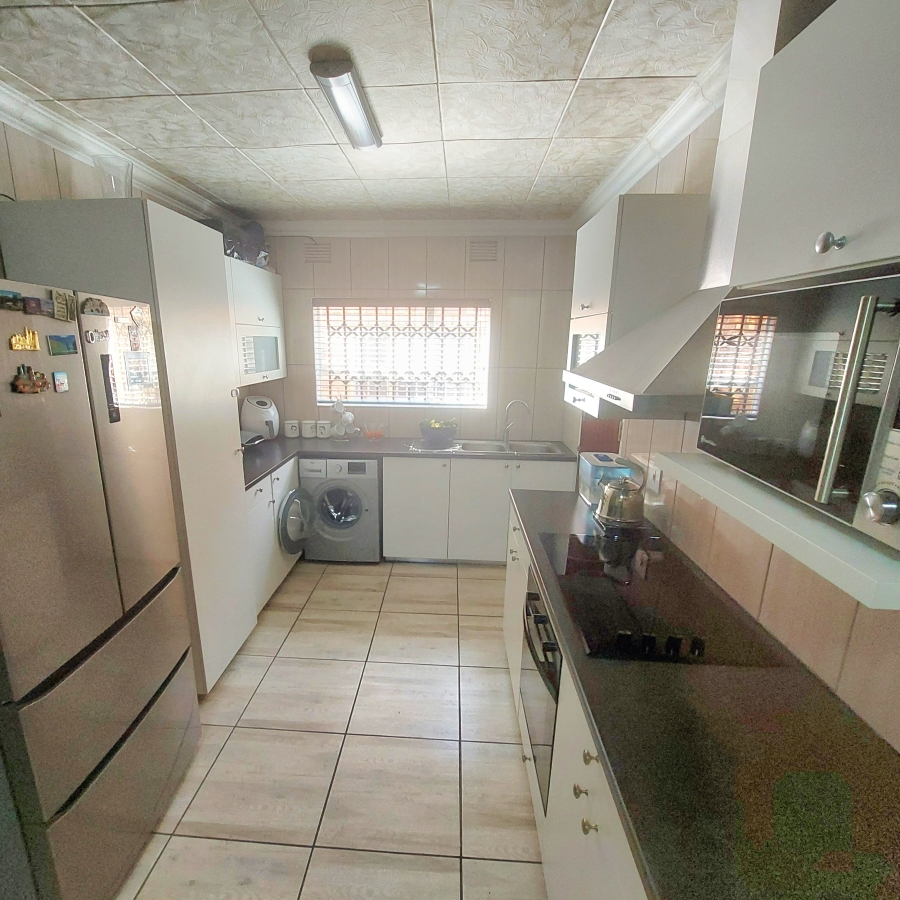 3 Bedroom Property for Sale in Benoni West Gauteng