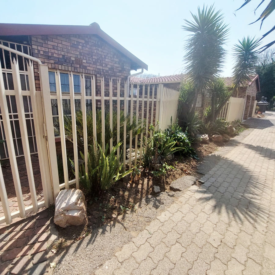 3 Bedroom Property for Sale in Benoni West Gauteng