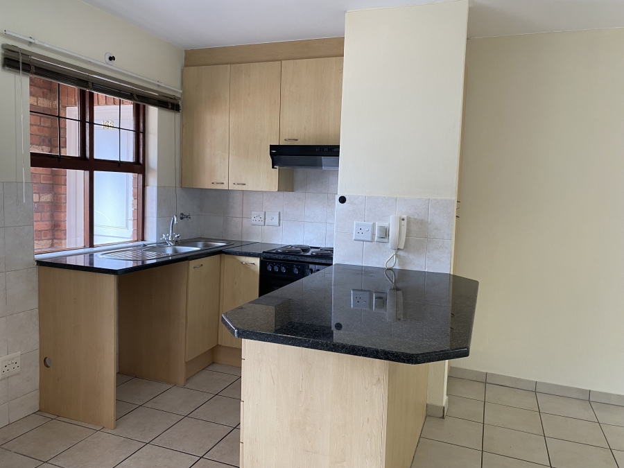 To Let 1 Bedroom Property for Rent in Bryanston Gauteng