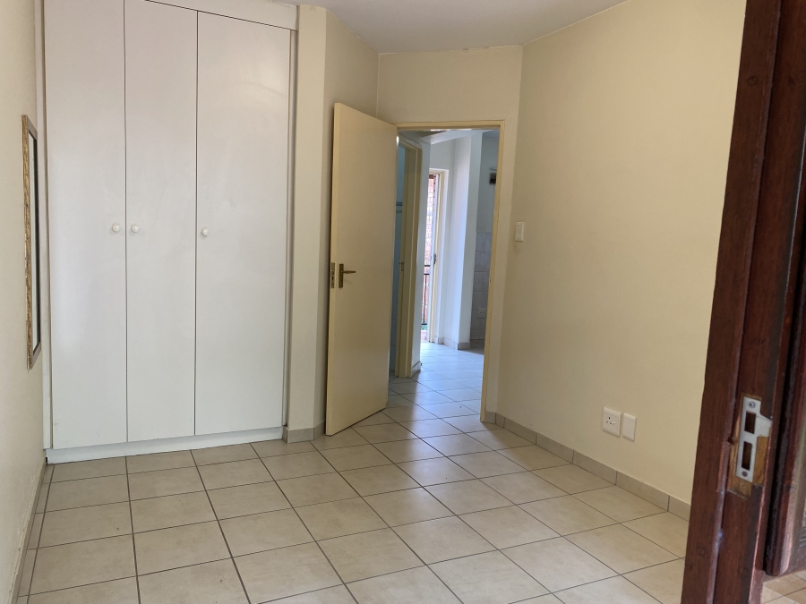 To Let 1 Bedroom Property for Rent in Bryanston Gauteng