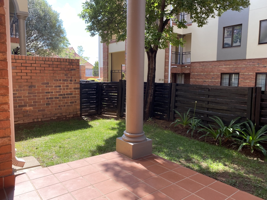 To Let 1 Bedroom Property for Rent in Bryanston Gauteng