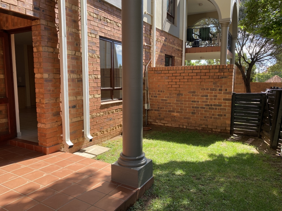 To Let 1 Bedroom Property for Rent in Bryanston Gauteng