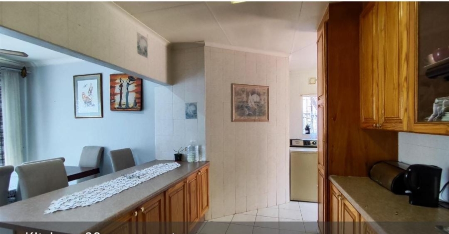 3 Bedroom Property for Sale in Birchleigh North Gauteng
