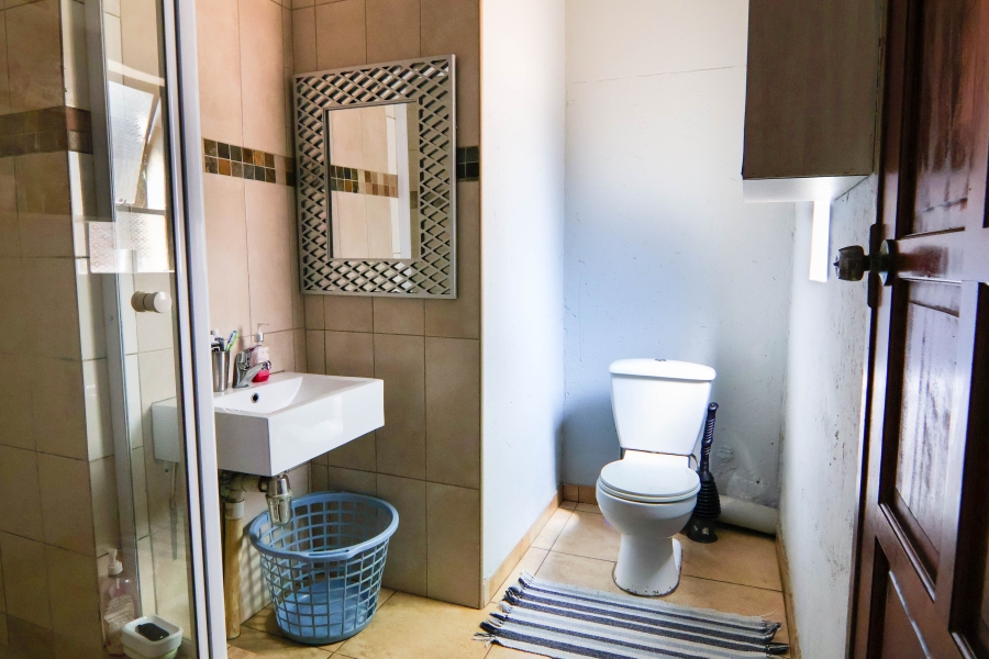 5 Bedroom Property for Sale in Doringkloof Gauteng