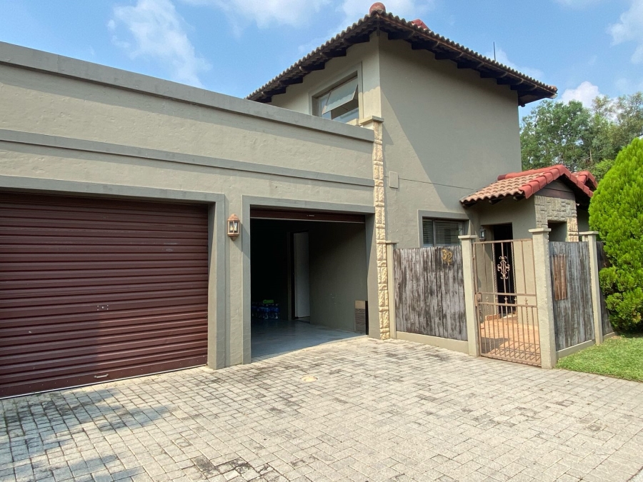 3 Bedroom Property for Sale in Fourways Gardens Gauteng