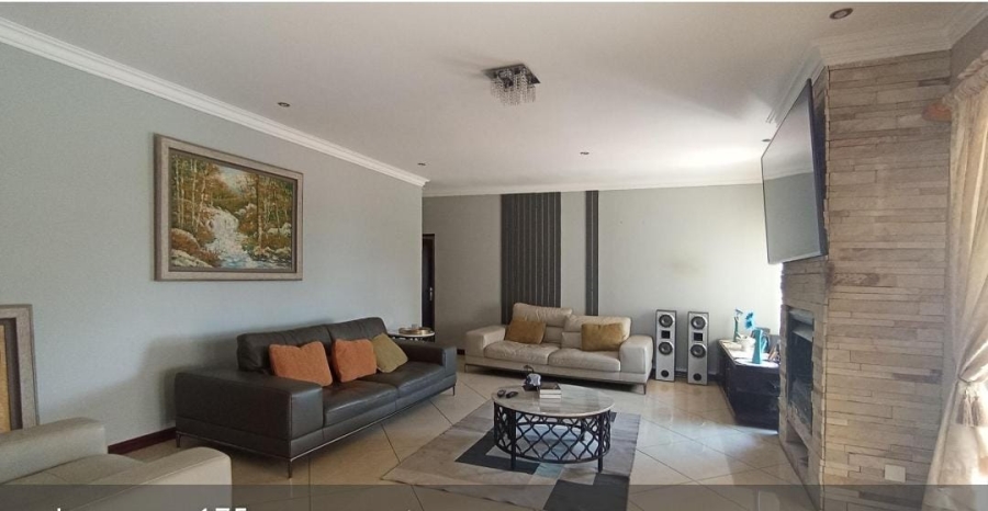 5 Bedroom Property for Sale in Sagewood Gauteng