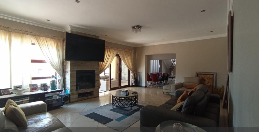 5 Bedroom Property for Sale in Sagewood Gauteng