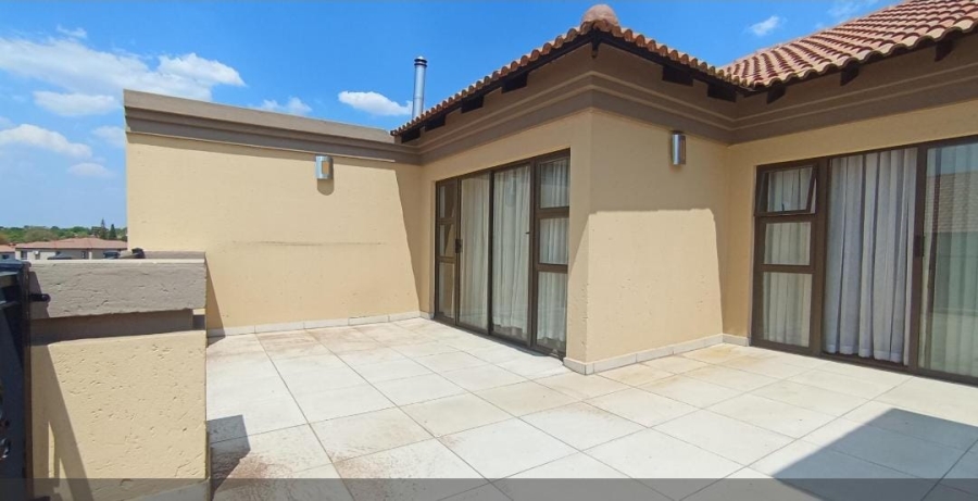 5 Bedroom Property for Sale in Sagewood Gauteng