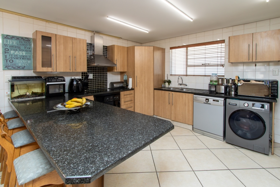 3 Bedroom Property for Sale in Eden Glen Gauteng