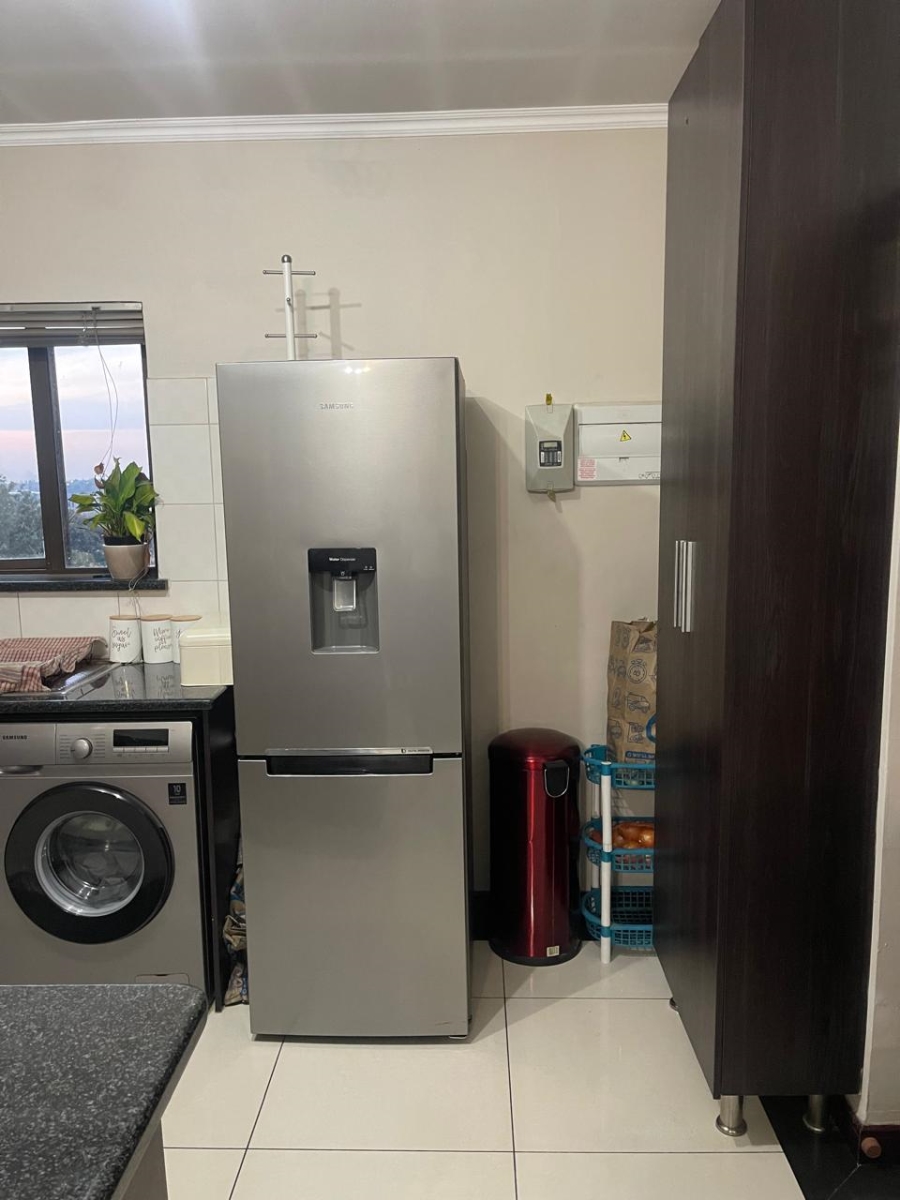 2 Bedroom Property for Sale in Noordwyk Gauteng