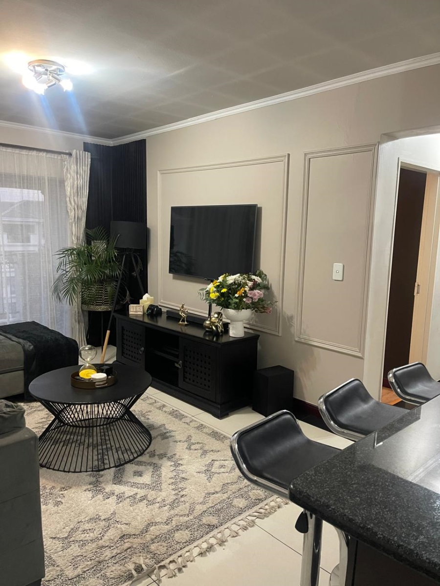 2 Bedroom Property for Sale in Noordwyk Gauteng