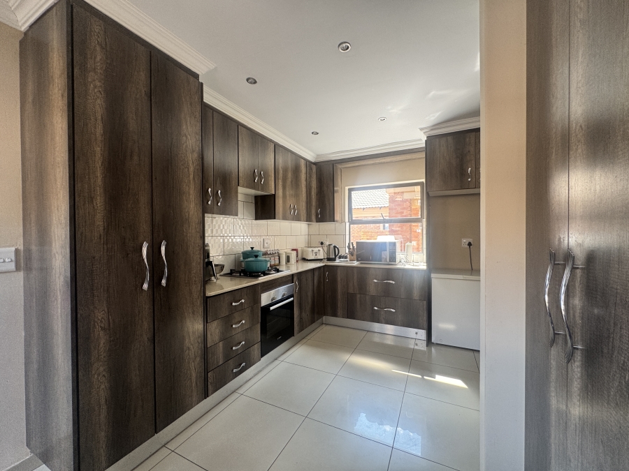 3 Bedroom Property for Sale in Silver Stone Country Estate Gauteng