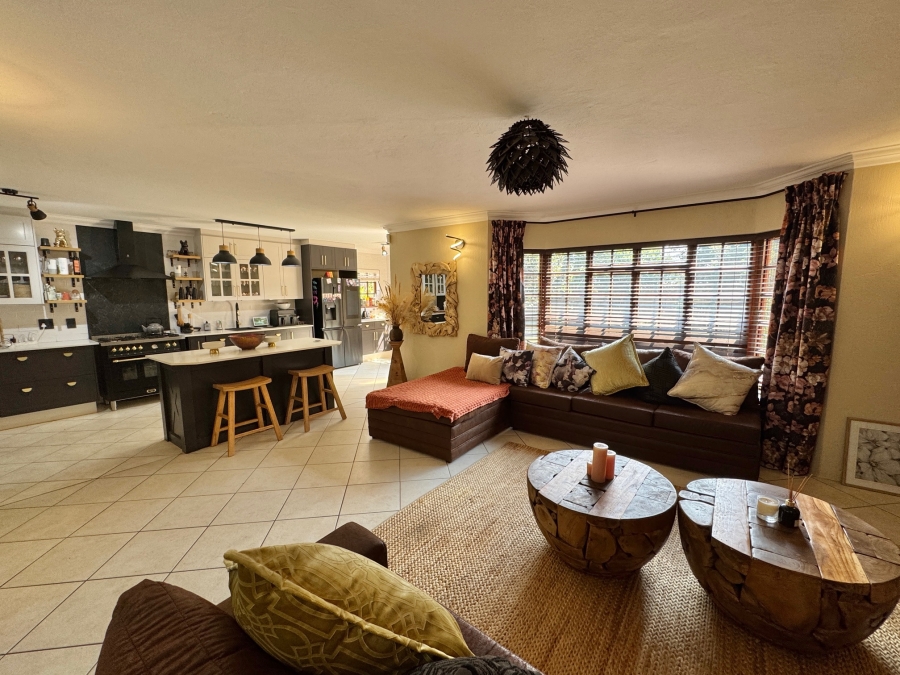 To Let 6 Bedroom Property for Rent in Irene Proper Security Estate Gauteng