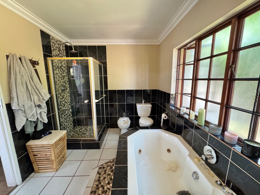 To Let 6 Bedroom Property for Rent in Irene Proper Security Estate Gauteng
