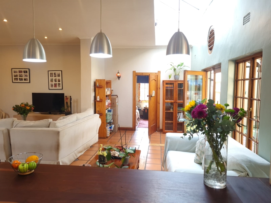 6 Bedroom Property for Sale in Kensington Gauteng