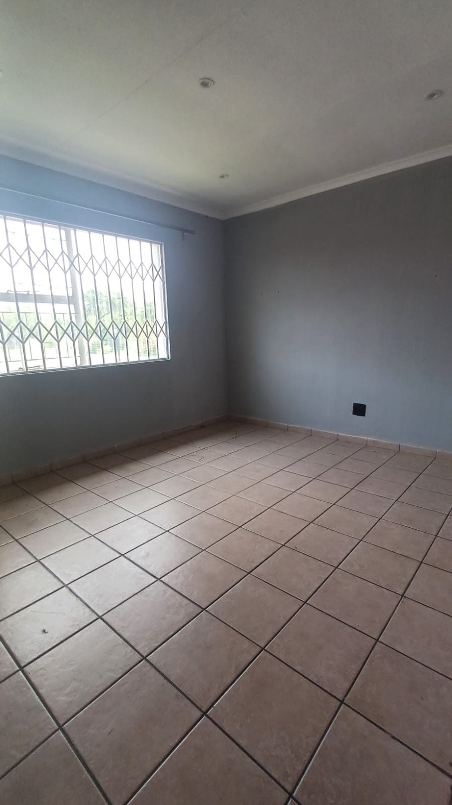 2 Bedroom Property for Sale in Vorna Valley Gauteng