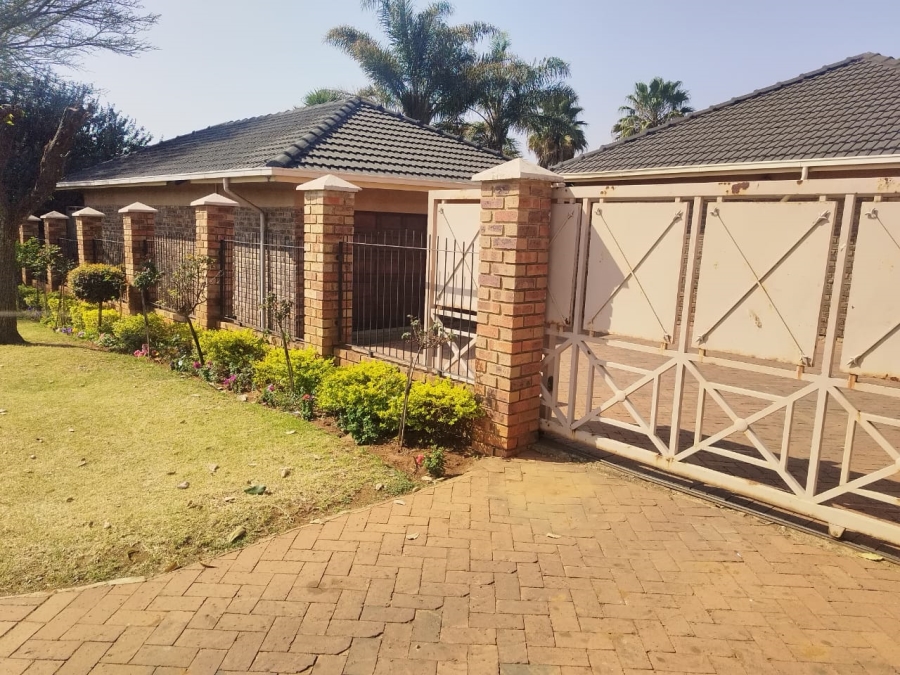 4 Bedroom Property for Sale in Norkem Park Gauteng