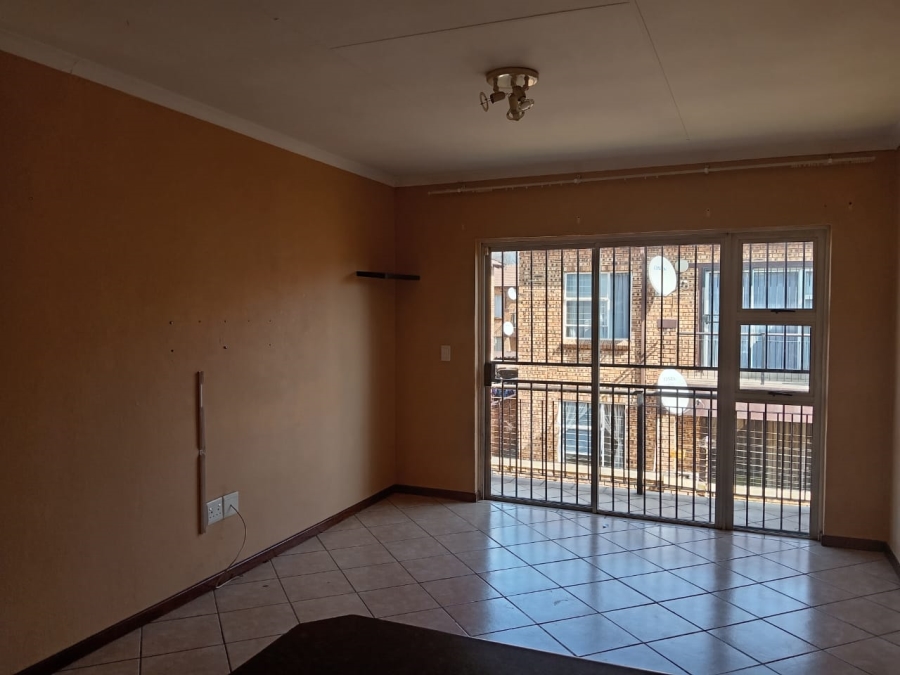 To Let 2 Bedroom Property for Rent in Honeydew Gauteng