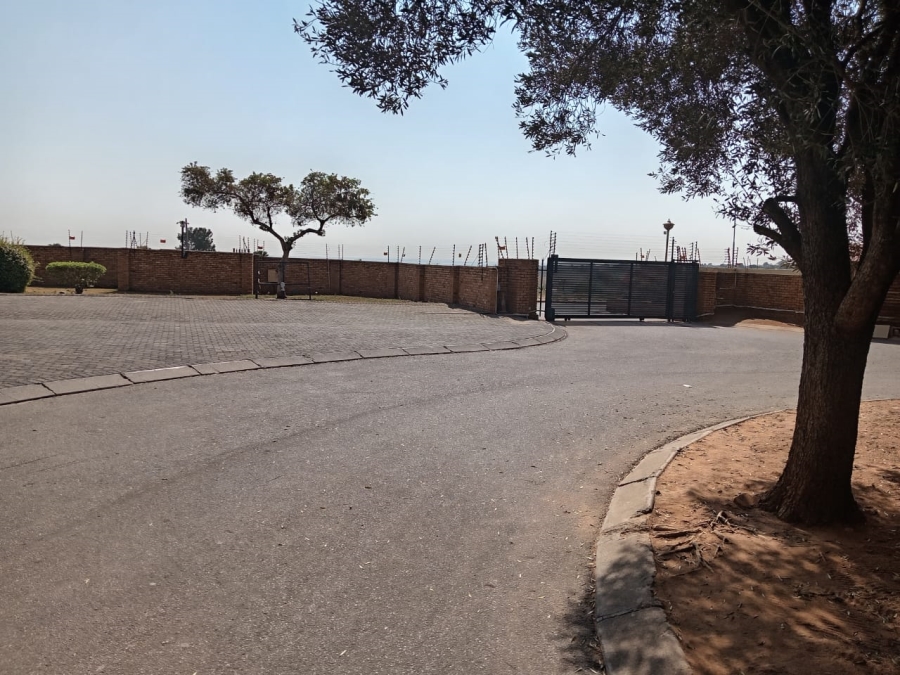 To Let 2 Bedroom Property for Rent in Honeydew Gauteng