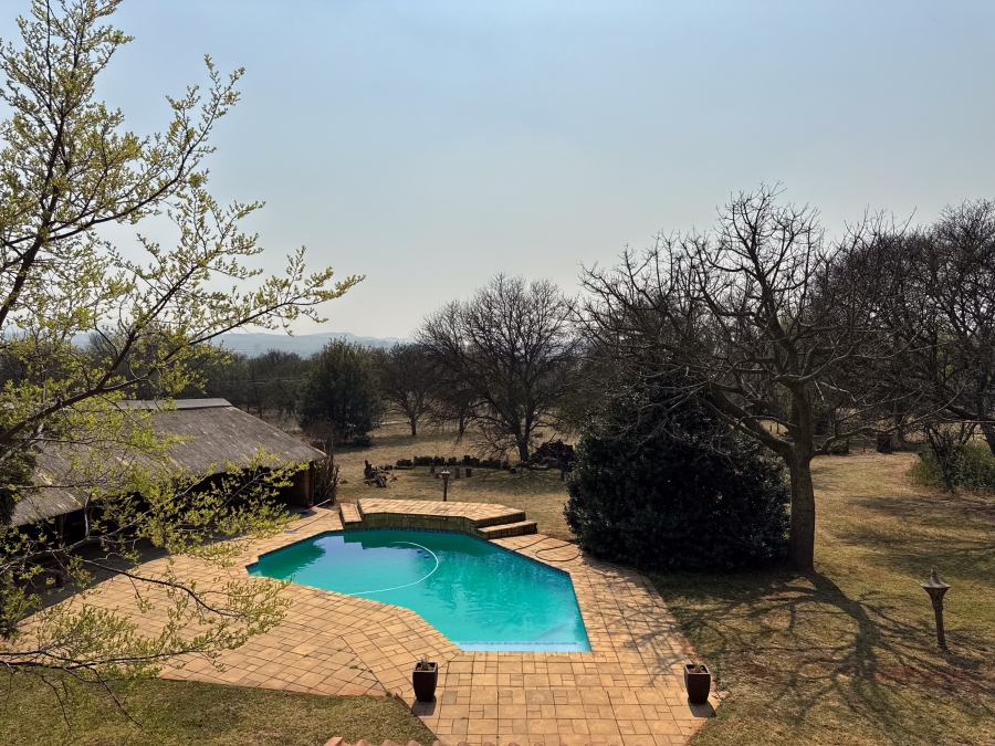 6 Bedroom Property for Sale in Blue Saddle Ranches Gauteng