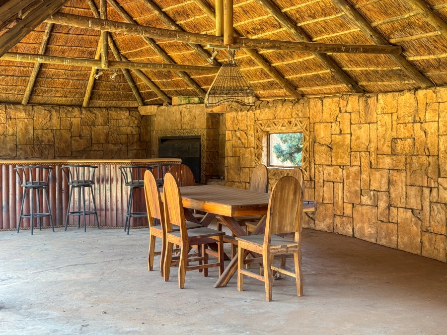 6 Bedroom Property for Sale in Blue Saddle Ranches Gauteng