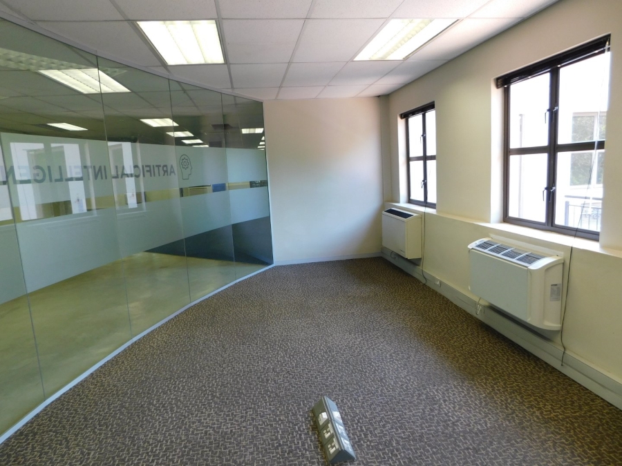 To Let commercial Property for Rent in Hyde Park Gauteng