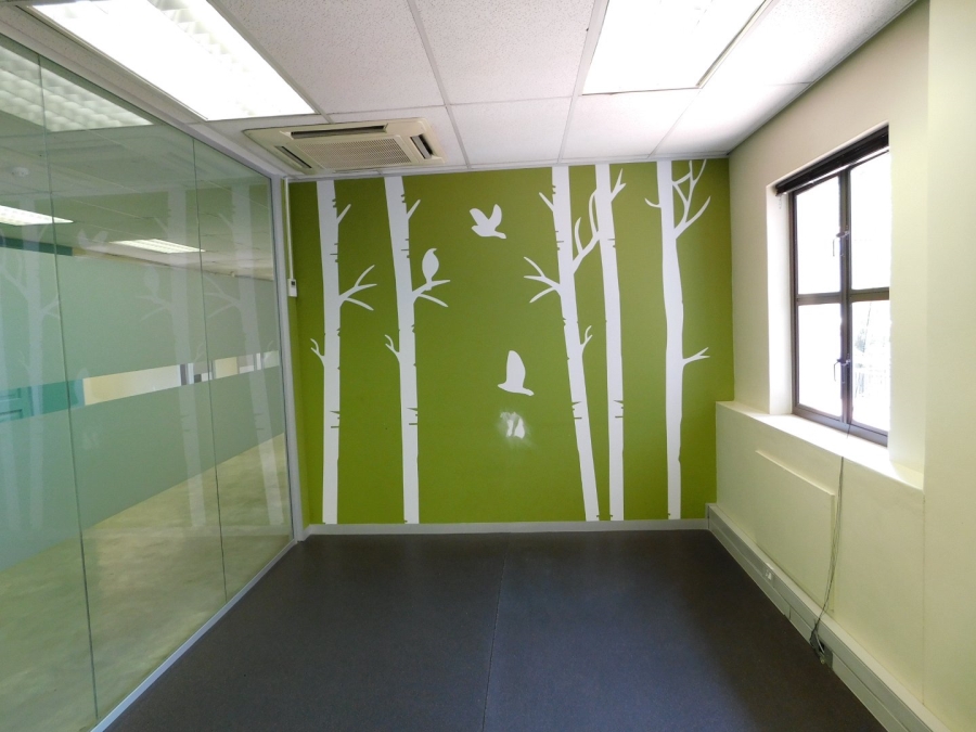 To Let commercial Property for Rent in Hyde Park Gauteng