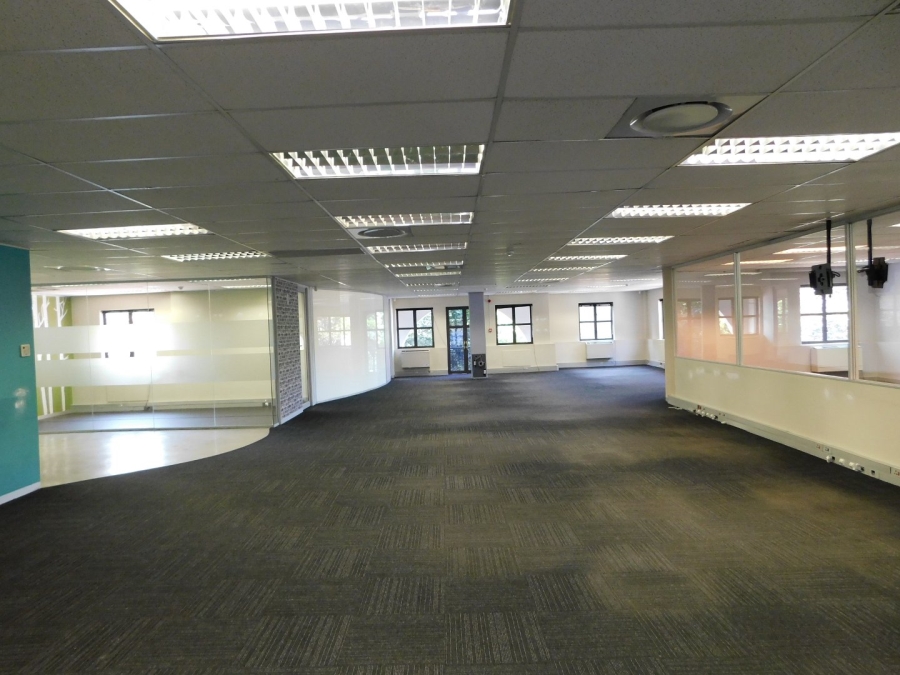 To Let commercial Property for Rent in Hyde Park Gauteng