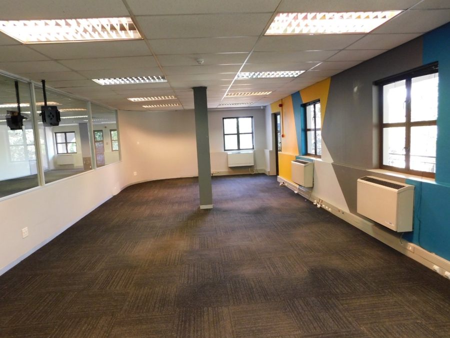 To Let commercial Property for Rent in Hyde Park Gauteng
