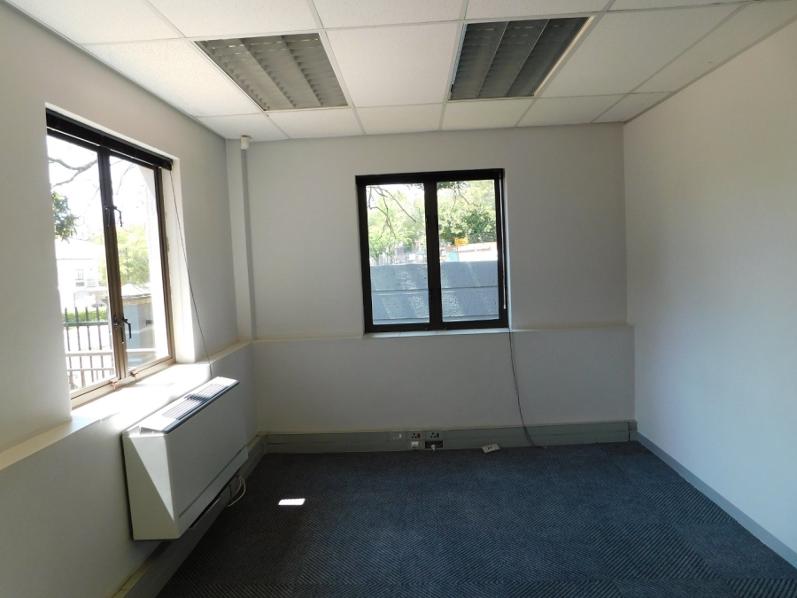 To Let commercial Property for Rent in Hyde Park Gauteng