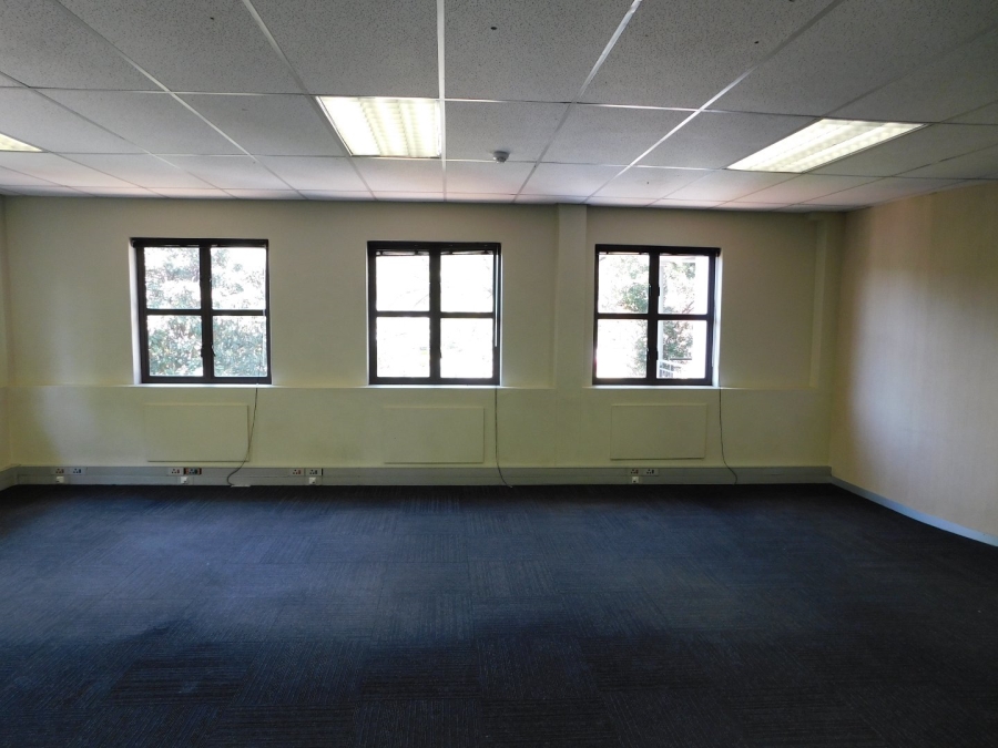To Let commercial Property for Rent in Hyde Park Gauteng
