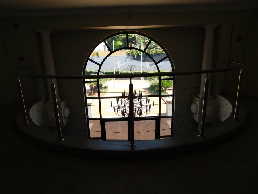 To Let commercial Property for Rent in Hyde Park Gauteng