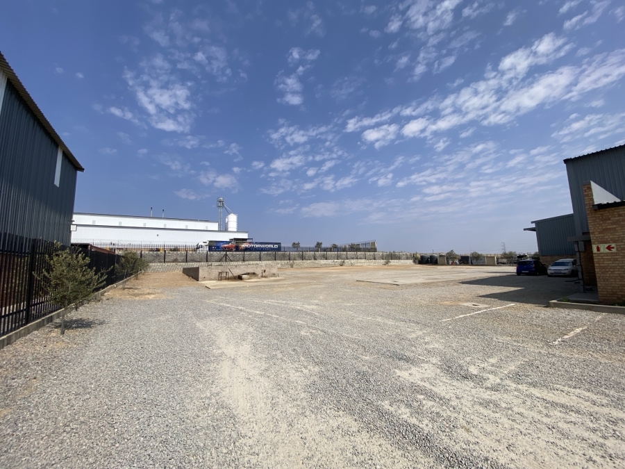 To Let commercial Property for Rent in Knoppieslaagte Gauteng