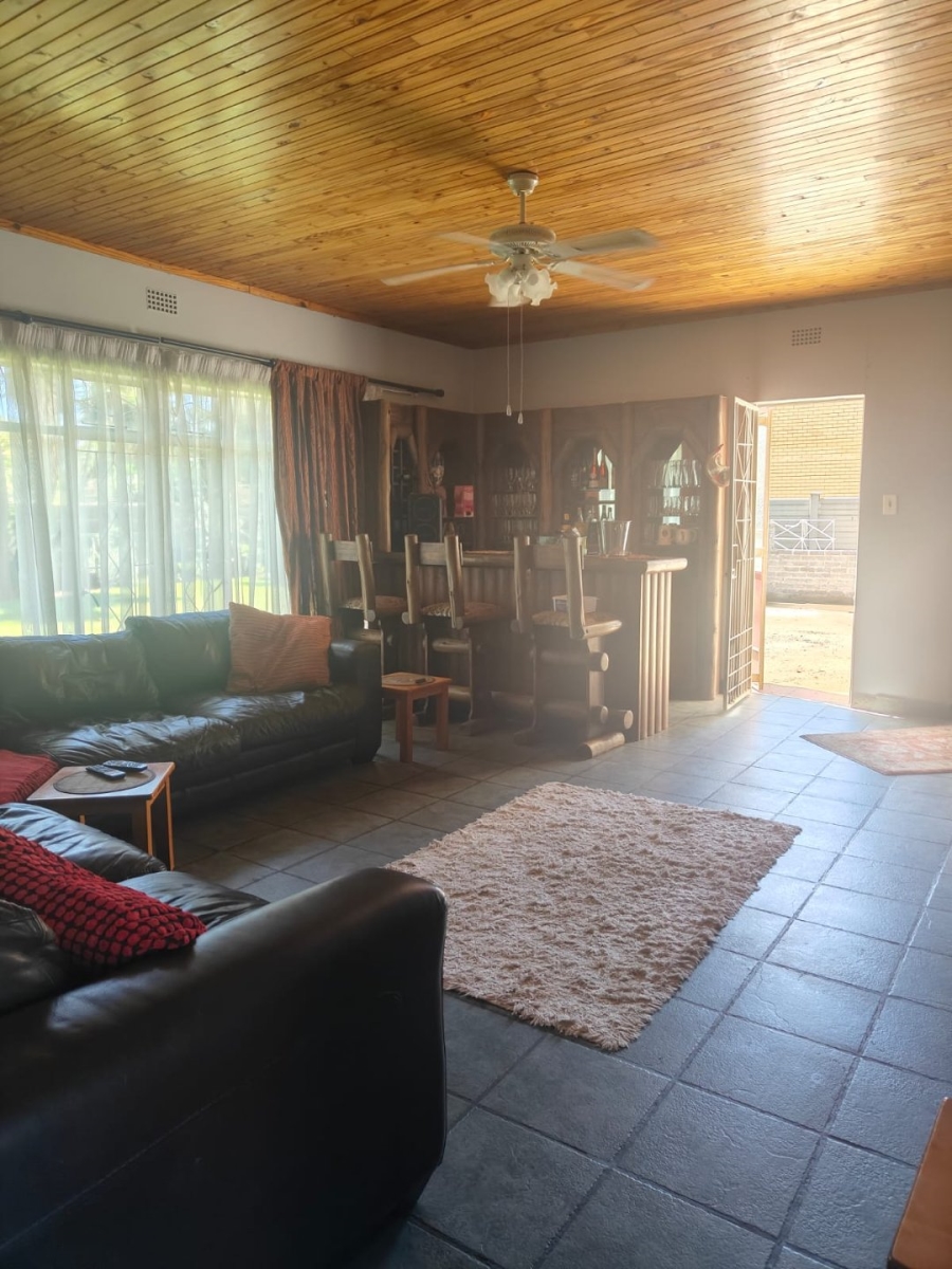 3 Bedroom Property for Sale in Flora Gardens Gauteng