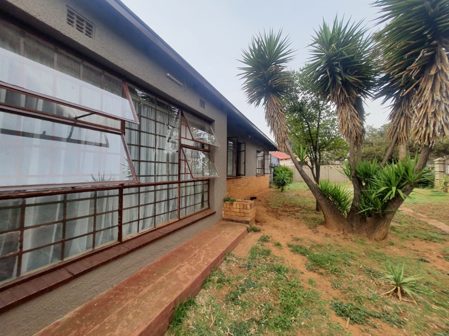 3 Bedroom Property for Sale in Vanderbijlpark Cw 6 Gauteng