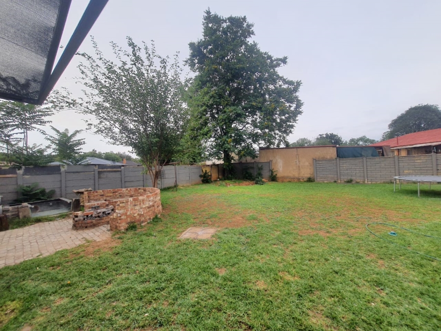 3 Bedroom Property for Sale in Vanderbijlpark Cw 6 Gauteng
