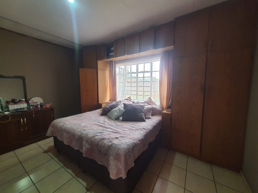 3 Bedroom Property for Sale in Vanderbijlpark Cw 6 Gauteng
