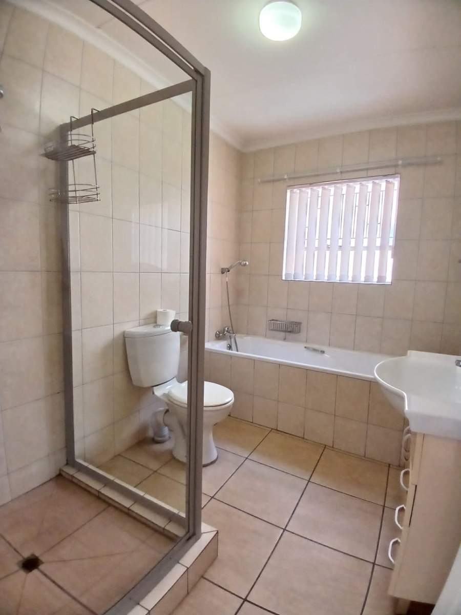2 Bedroom Property for Sale in Vanderbijlpark CW 1 Gauteng