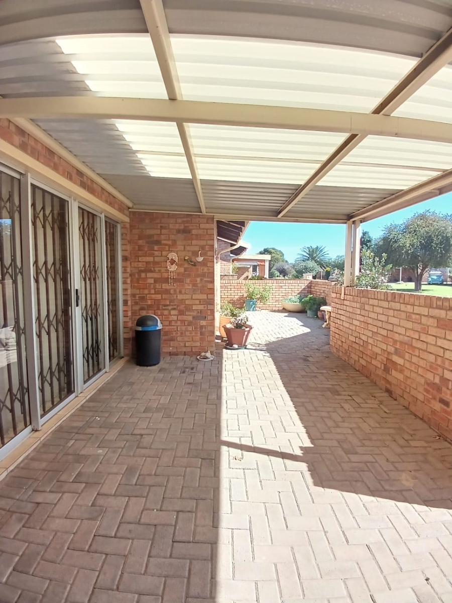2 Bedroom Property for Sale in Vanderbijlpark CW 1 Gauteng