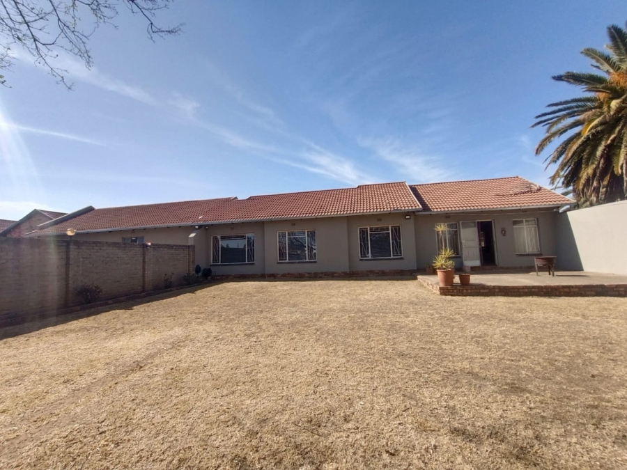 3 Bedroom Property for Sale in Bonanne Gauteng
