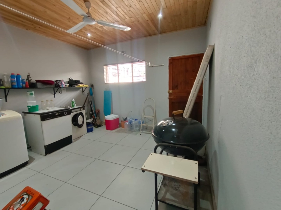 3 Bedroom Property for Sale in Bonanne Gauteng